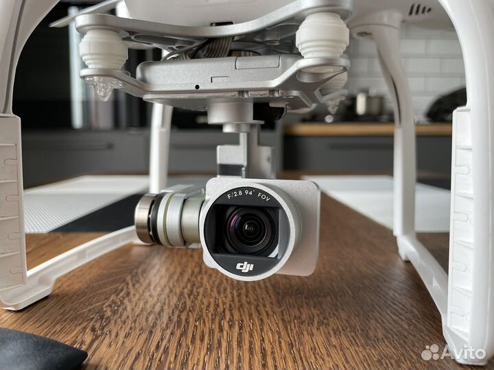 Квадрокоптер dji phantom 3se