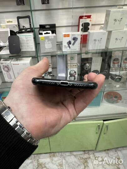 iPhone Xr, 128 ГБ