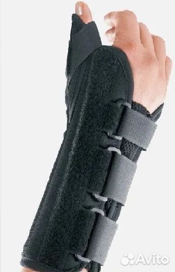 Ортез на лучезапястный сустав правый