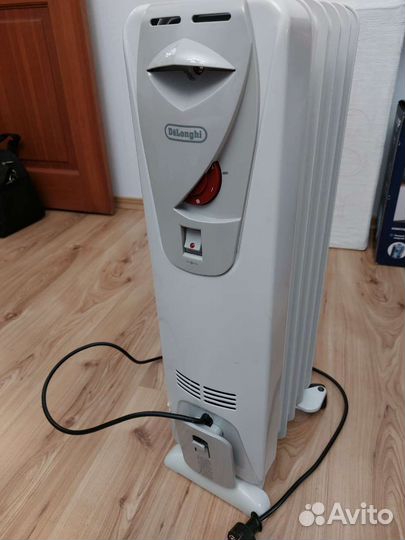 Масляный обогреватель delonghi
