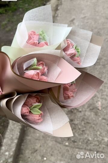 Букеты из шоколадных цветов