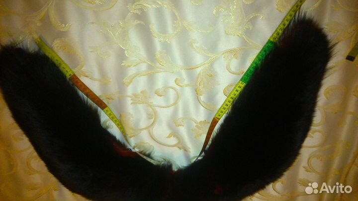 Воротник меховой с манжетами из песца