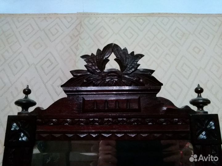 Антикварное зеркало(красное дерево) 19 век