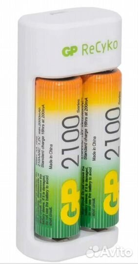 Зарядное устройство Е211 и аккумуляторы AA ; AAA