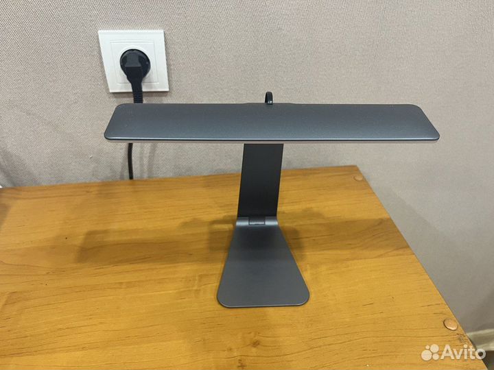 Лампа настольная