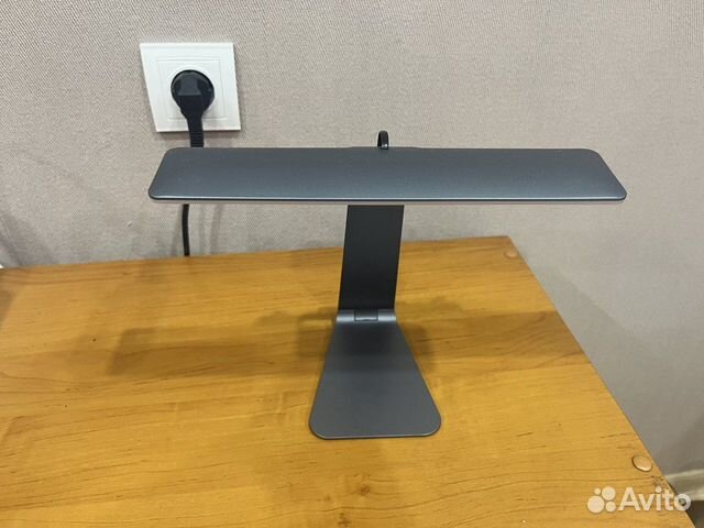 Лампа настольная