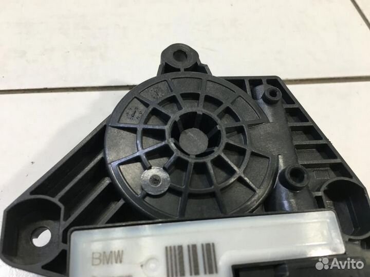 Моторчик стеклоподъемника BMW X3 G01