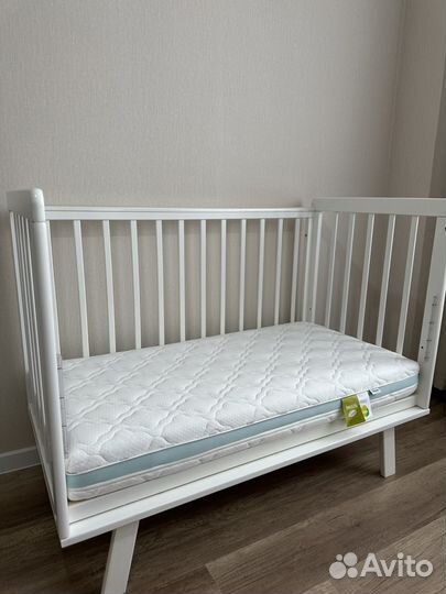Кроватка для новорожденных приставная