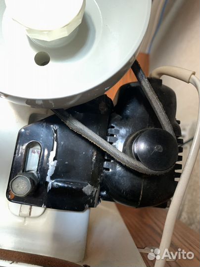 Швейная машина Подольск 142