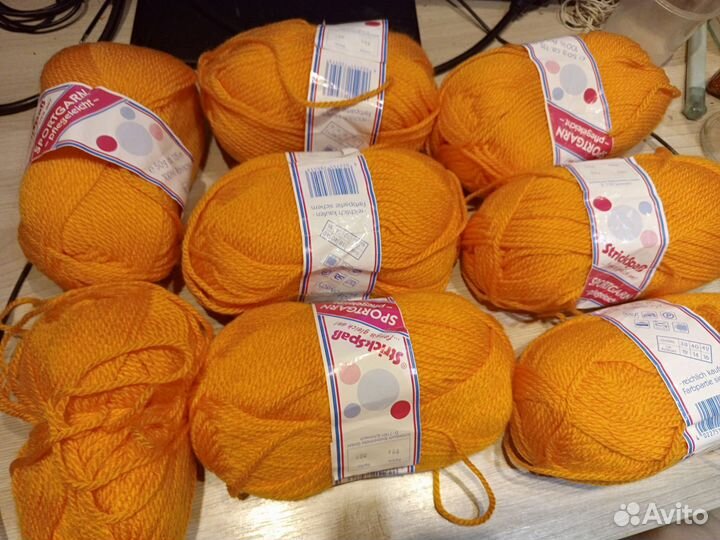 Пряжа StrickSpaB 8штук набором