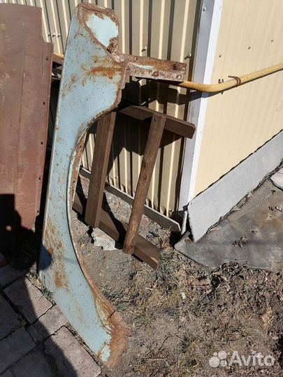 Передние крылья на Москвич 408