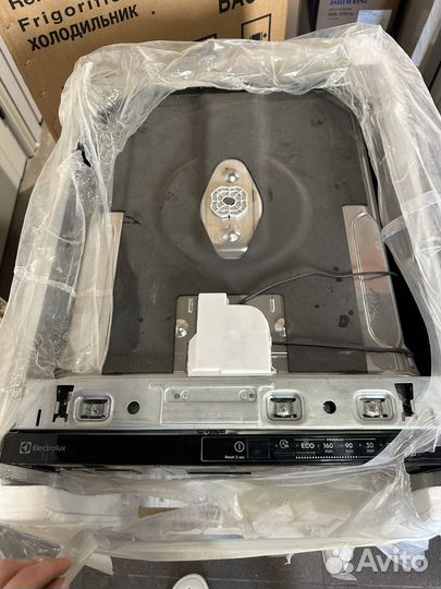 Посудомоечная машина Electrolux EEA12100L