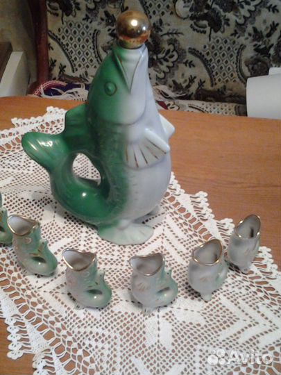 Графин (штоф) рыбка зеленый