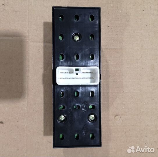 Блок стеклоподъёмников Hyundai Getz 2002-2011 б.у