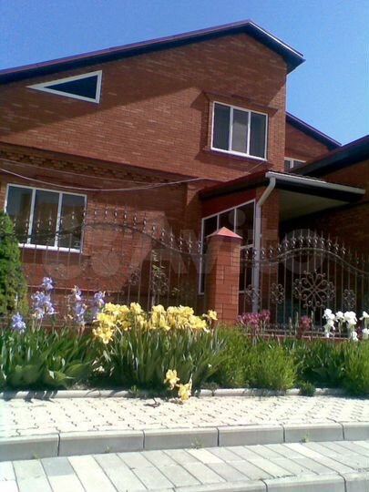 Дом 330 м² на участке 14 сот.