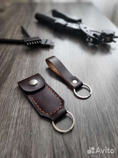 Брелок для ключей кожа