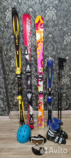 Горные лыжи roxy 162см и горнолыжный шлем