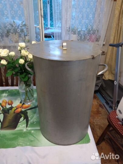 Баки из нержавейки с крышкой (можно для засолки)