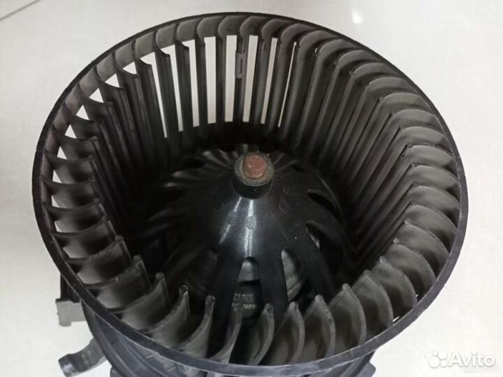 Мотор отопителя Peugeot 206 хетчбек KFW10FST6PSA