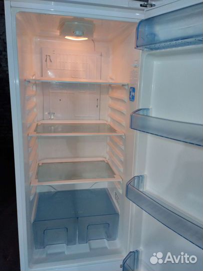 Холодильник Веко. Доставка