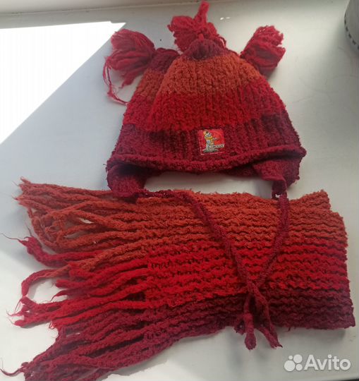 Комплект шапка и шарф для девочки
