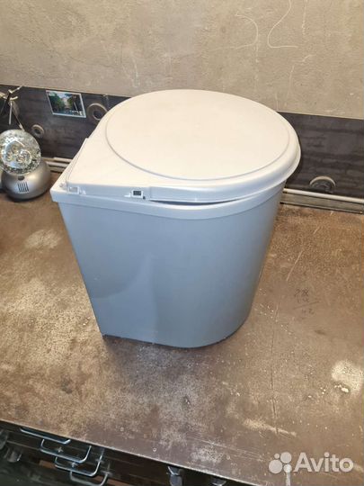 Ведро для мусора Navako Delta 350/13