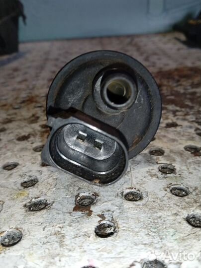 Клапан вентиляции топливного бака Volkswagen Polo