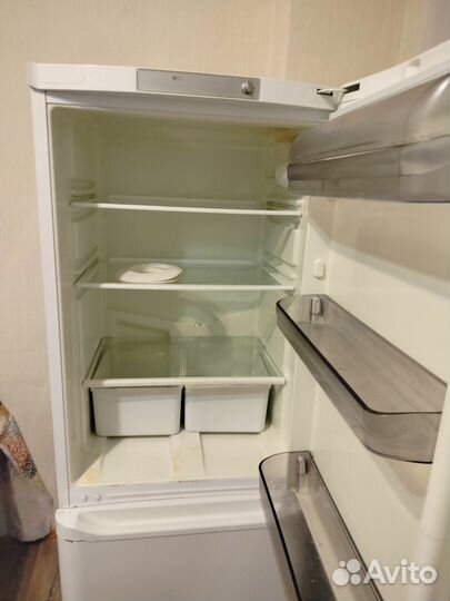 Холодильник на запчасти