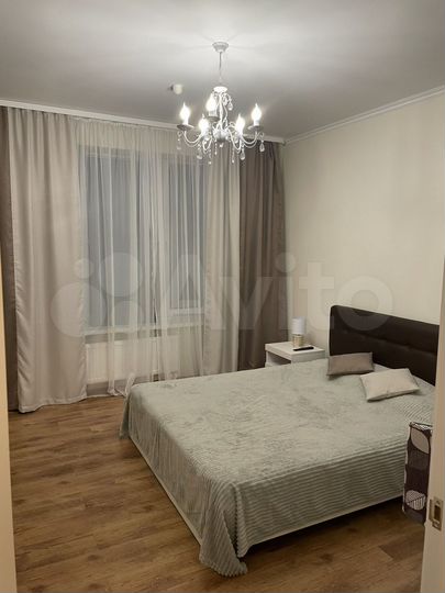 2-к. квартира, 57 м², 1/10 эт.