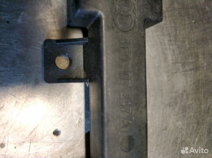 Антенна бесключевого доступа Audi Q7 Ауди Ку7