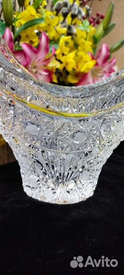 Ваза - корзинка хрусталь. Чехия. Богемия