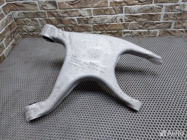 Рычаг подвески нижний задний правый Porsche Macan