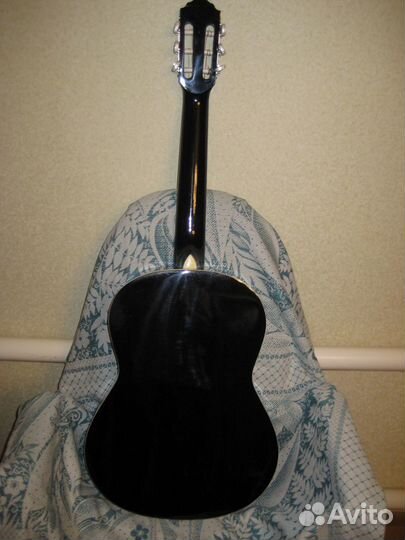 Классическая гитара 4/4 фирмы Veston model c 45a