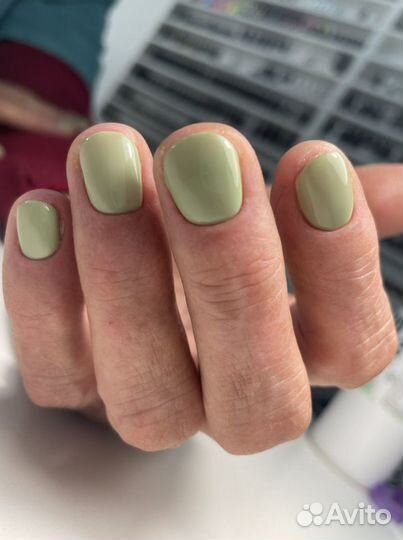 Маникюр, педикюр