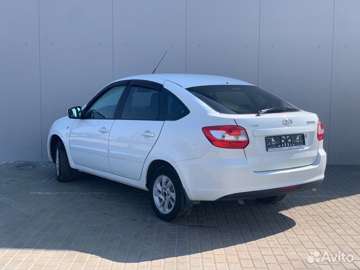 LADA Granta, 2015