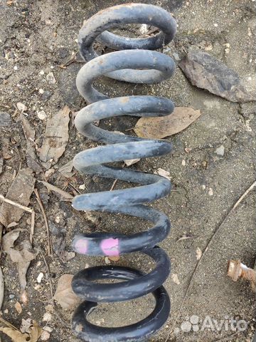 Mercedes w204 пружина задняя