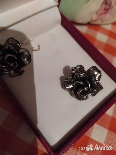 Украшение шарм