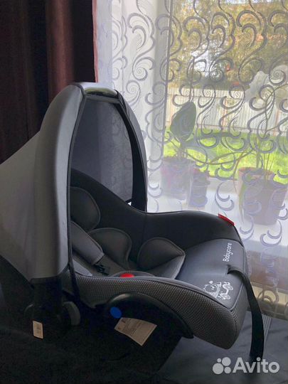 Автокресло-переноска Baby Care Lora