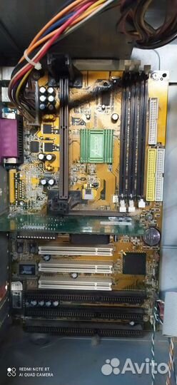 Древний компьютер Intel Pentium 3