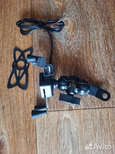 Держатель телефона для мотоцикла