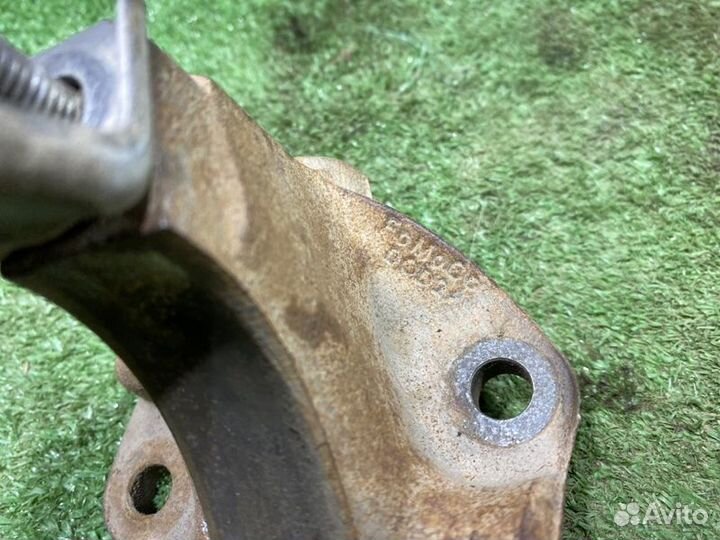 Кронштейн подвесного подшипника Ford Mondeo CA2