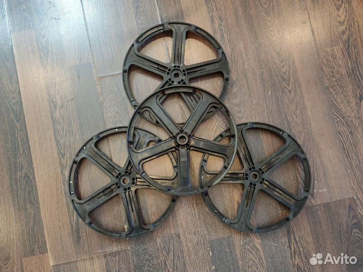 Черный шкив Electrolux AEG Zanussi 1084891