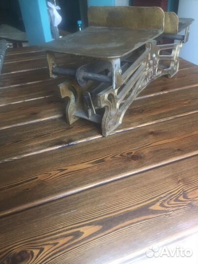 Весы старинные