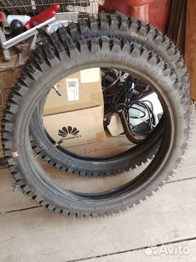 Покрышки r17