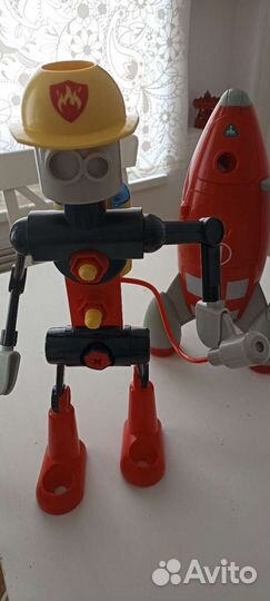 Игрушка робот пожарный ELC музыкальная развивающая