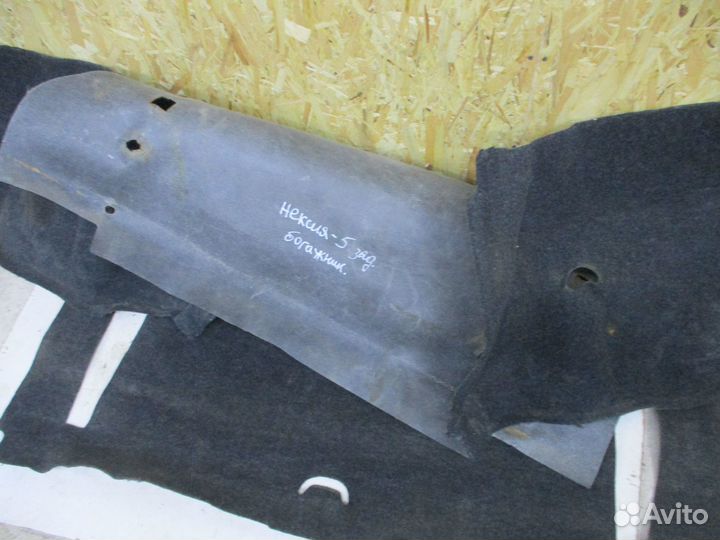 Ковролин в багажник Дэу Нексия N150