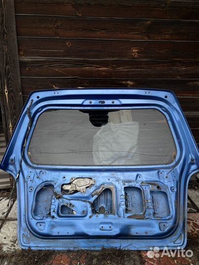 Стекло (оригинал) багажника suzuki wagon r solio