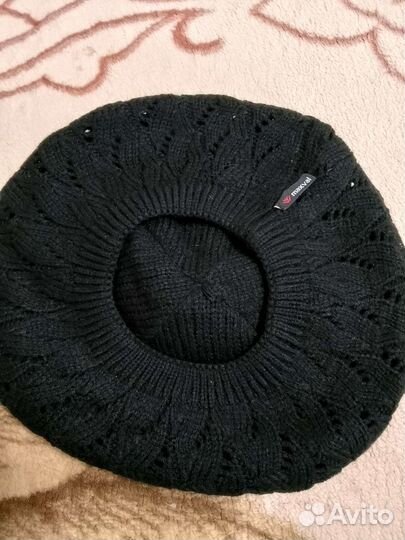 Шапка с помпоном