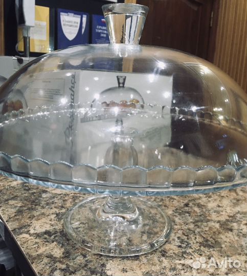 Тортница с крышкой