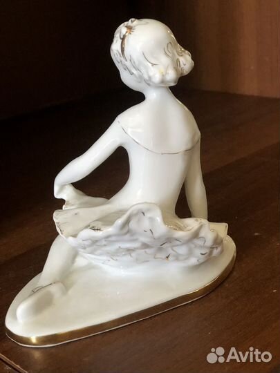 Фарфоровые статуэтки